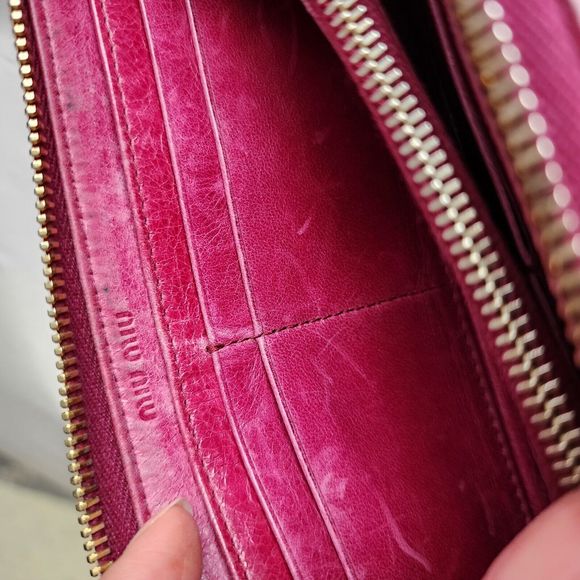 Prada MIUMIU long wallet Zip Around Zippy Genuine leather Quilted Berry Pink - Picture 5 of 12